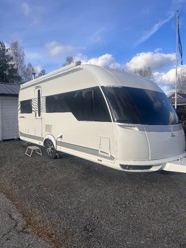 Asuntovaunu, paikalle vietyn&auml; (-15), 4 hl&ouml;lle, To-Ma, 1000 &euro;