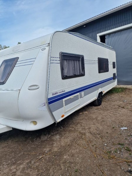 Asuntovaunu, paikalle vietyn&auml; (-07), 7 hl&ouml;lle, To-Ma, 1500 &euro;