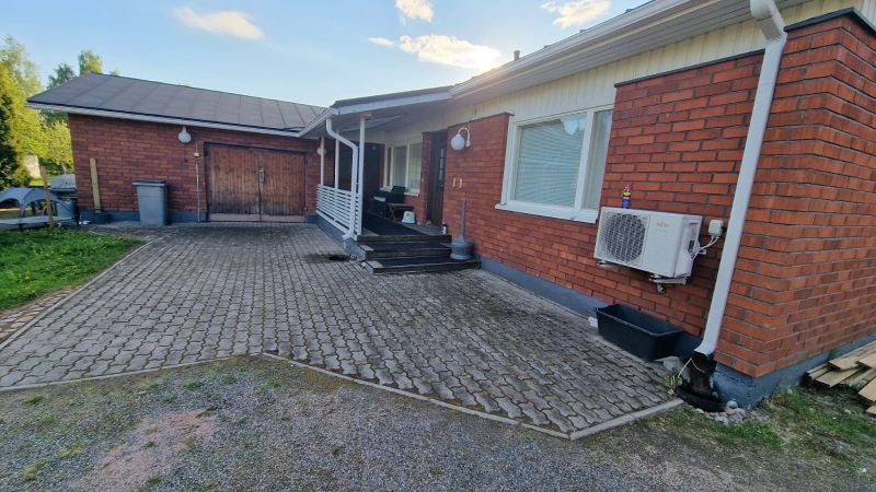 Talo 6 hl&ouml;lle, Paikkakunta: kauhava, et&auml;isyys: 3 km, Ke-Ma, 2000 &euro;