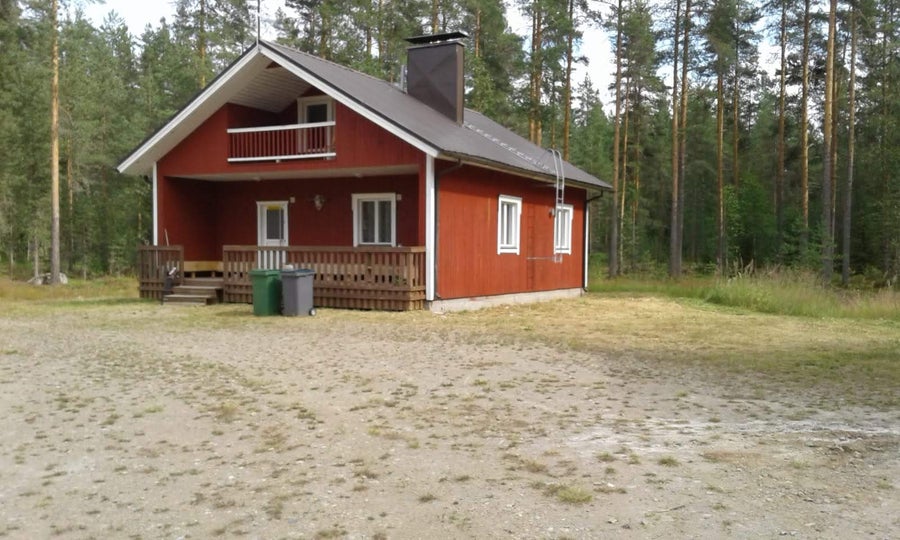 M&ouml;kki 6 hl&ouml;lle, Paikkakunta: KAUHAVA, et&auml;isyys: 19 km, Ke-Ke, 1000 &euro;