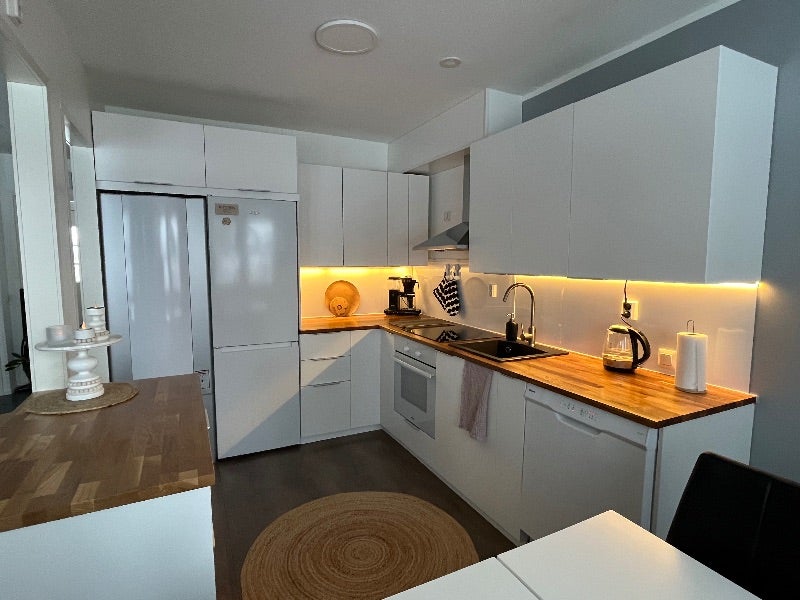 Huone tai huoneisto 7 hl&ouml;lle, Paikkakunta: Nurmo, et&auml;isyys: 37 km, To-Ma, 1600 &euro;